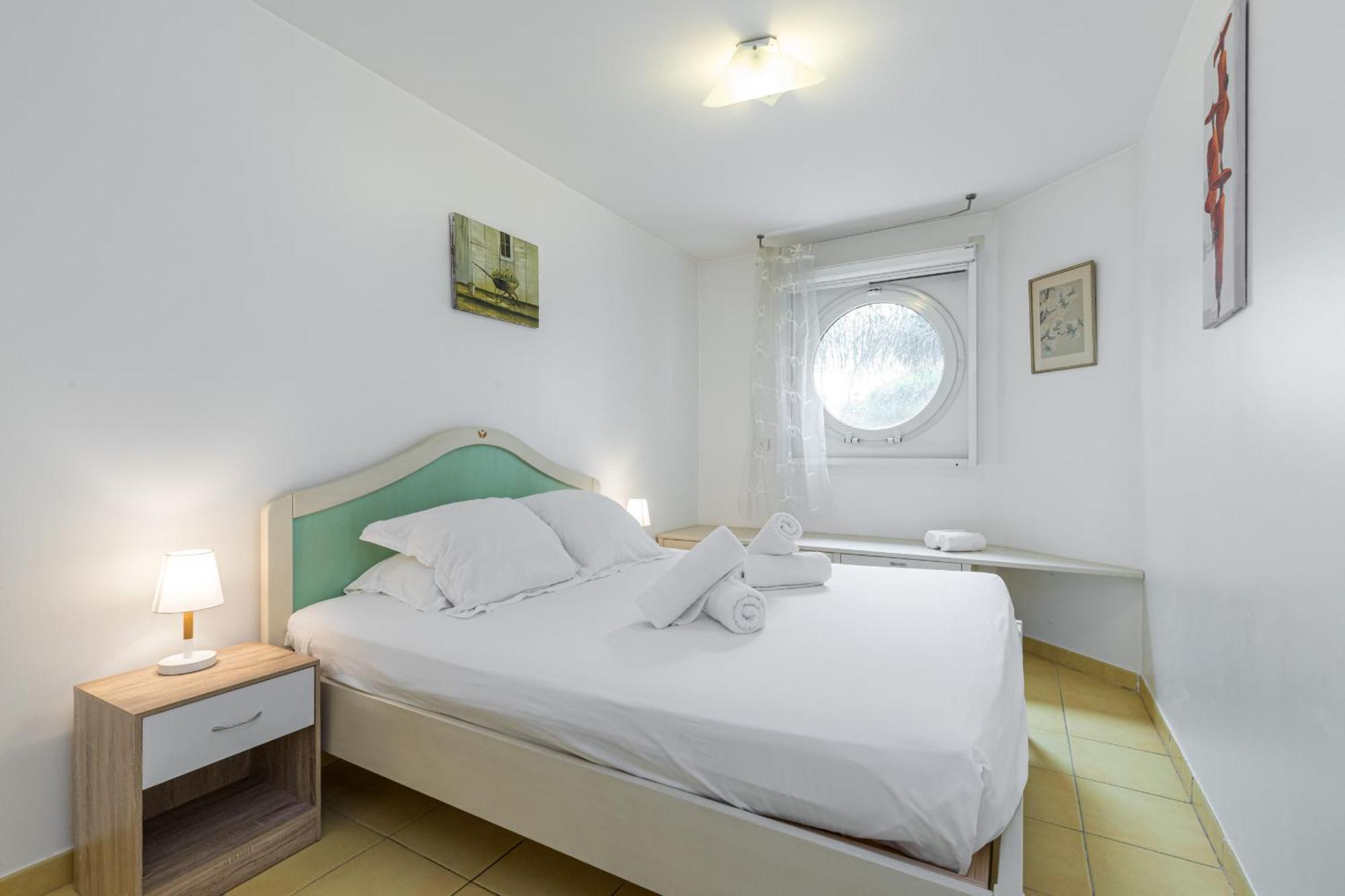 Nice 1 Bedroom Downtown Carre D'Or With Garage エクステリア 写真