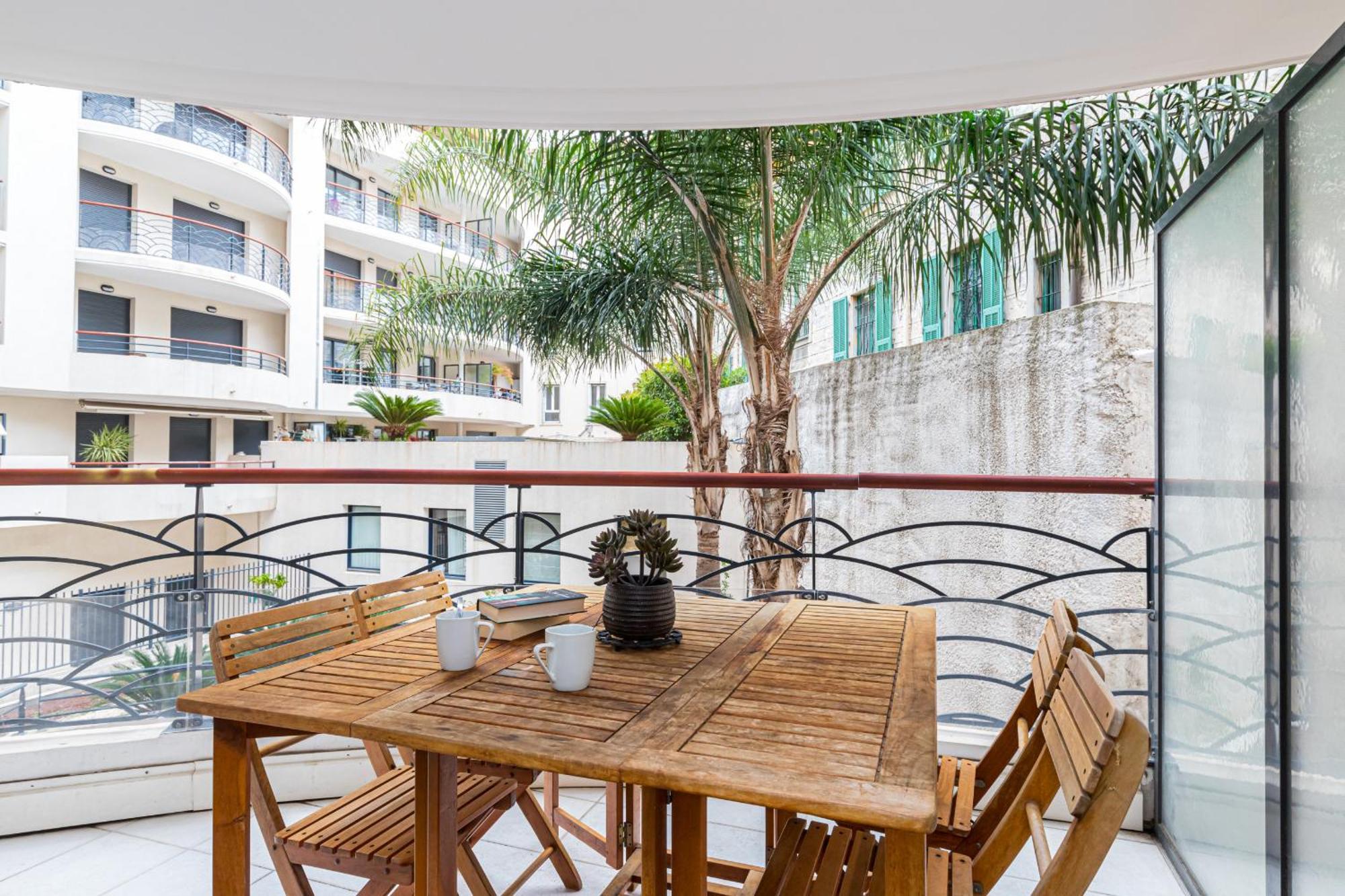 Nice 1 Bedroom Downtown Carre D'Or With Garage エクステリア 写真