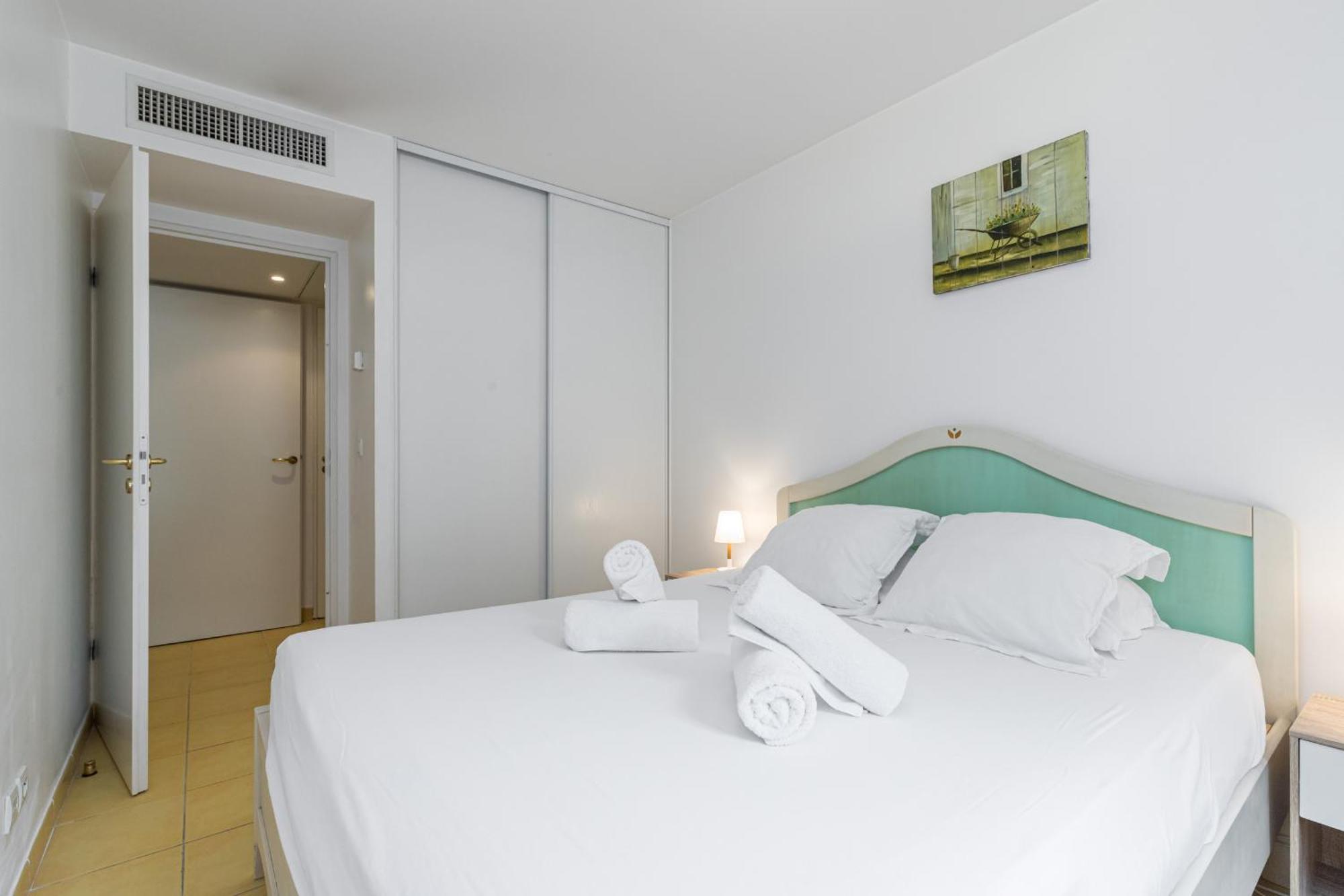 Nice 1 Bedroom Downtown Carre D'Or With Garage エクステリア 写真